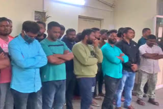 CCB raid on rowdy houses  CCB detained many rowdies  CCB raid conducted in Bengaluru  ರೌಡಿ ಮನೆಗಳ ಮೇಲೆ ಸಿಸಿಬಿ ದಾಳಿ  ಬೆಳ್ಳಂಬೆಳಗ್ಗೆ ಬೆಂಗಳೂರಿನಲ್ಲಿ ದಾಳಿ ನಡೆಸಿರುವ ಸಿಸಿಬಿ  ಸಿಸಿಬಿ ಪೊಲೀಸರು 25 ರೌಡಿಗಳನ್ನು ವಶ  ಅಪರಾಧ ಚಟುವಟಿಕೆ ನಡೆಸುತ್ತಿದ್ದ ಆರೋಪ  ಕಾನೂನುಬಾಹಿರ ಕೃತ್ಯಗಳಲ್ಲಿ ಭಾಗಿ ಶಂಕೆ  ಸಿಸಿಬಿಯ ಐವರು ಎಸಿಪಿ ನೇತೃತ್ವದ ತಂಡ ದಾಳಿ