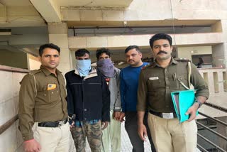 Police arrested two vicious thieves in delhi