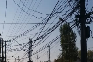 کشمیر میں سرما میں بجلی کٹوتی سے عوام پریشان
