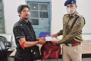 RPF Returned Jewelry Bag to Passenger