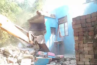 Demolished 20 illegal houses in Gwalior