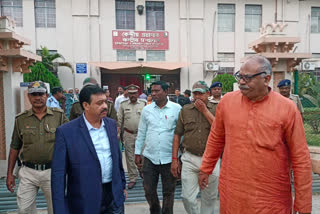 Visva Bharati University VC Bidyut Chakrabarty skips meeting related Poush Mela 2022