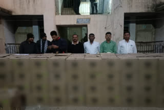 illegal liquor seized by Gujarat Police that went past from Sirohi boarder