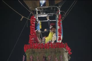 Varmala Ceremony in Hot Air Balloon