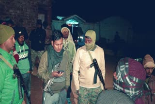 villagers-took-hostage-police-team-in-khunti