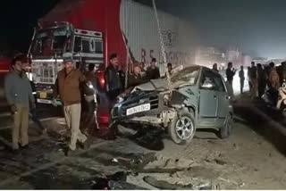 three died in mujaffarnagar road accident