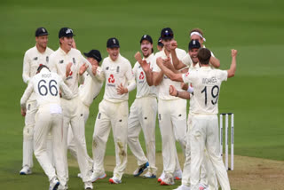 england cricket team reached pakistan  england cricket team  england vs pakistan test series  ഇംഗ്ലണ്ട്  ഇംഗ്ലണ്ട് ടീം പാകിസ്ഥാനില്‍  പാകിസ്ഥാന്‍ ഇംഗ്ലണ്ട് ടെസ്‌റ്റ് പരമ്പര  ബെന്‍ സ്‌റ്റോക്‌സ്