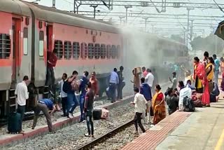 smoke-in-bengaluru-howrah-duronto-express-train-in-chittoor-ap