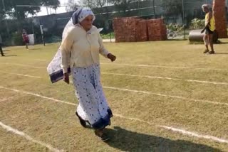 80 years old woman won the race in Meerut