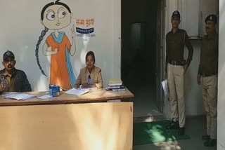 Indore wife complains about husband to police