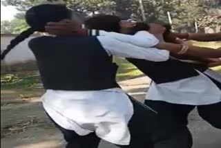 anuppur Fight between girl
