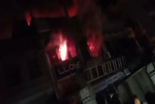 fire in house in firozabad six including three children died in fire in firozabad