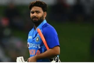 WICKETKEEPER BATSMAN RISHABH PANT ON PERFORMANCE AND BATTING POSITIONS