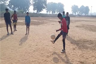 SHAHDOL FOOTBALL WALA GAON VICHARPUR NATIONAL PLAYER IN EVERY HOUSE IN VICHARPUR VILLAGE