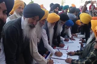 Signature campaign, release of captive Singhs By SGPC