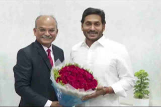 NEW CS JAWAHAR REDDY MET CM JAGAN