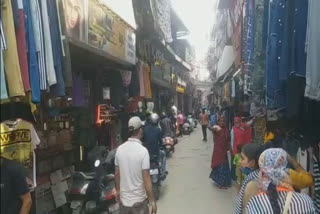 Dehradun's famous paltan bazar shops to be painted saffron, sparks controversy