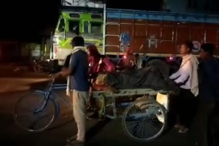 Rickshaw used to shift body of tribal