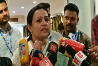 veena george about girls hostel restrictions  health minister veena george  girls hostel restrictions medical college  girls hostel medical college  girls hostel kozhikode medical college  ആരോഗ്യമന്ത്രി വീണ ജോർജ്  ഹോസ്റ്റലില്‍ പെൺകുട്ടികൾക്ക് മാത്രമുള്ള നിയന്ത്രണം  ഹോസ്റ്റലിലെ സമയ നിയന്ത്രണം  ഹോസ്റ്റലില്‍ പെൺകുട്ടികൾക്ക് സമയ നിയന്ത്രണം  പെൺകുട്ടികൾക്ക് നിയന്ത്രണം  ഹോസ്റ്റലുകളിൽ വിവേചനം