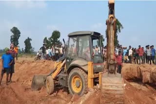7 laborers died due to mudslide in Jagdalpur