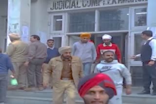 Two detainees absconded from Amritsar Court