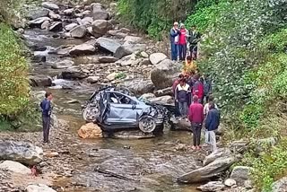 the car fell into the stream