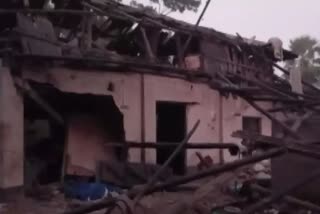 TRINAMOOL WORKERS HOUSE EXPLODES IN WEST BENGAL