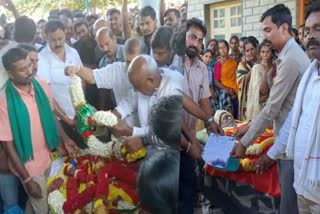 Former PM HD Deve Gowda mourns death of Nagaraj
