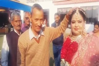 Auto driver returned a bag full of jewelry to the bride's side In Haldwani