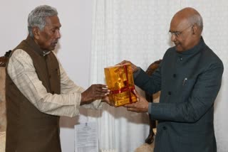 पूर्व राष्ट्रपति रामनाथ कोविंद राज्यपाल से मिले