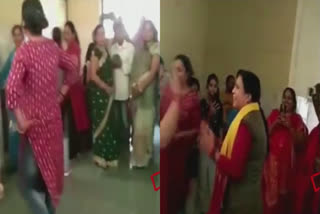 Staff nurses danced during duty in the labor room in sitapur Uttar Pradesh