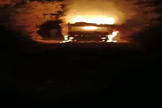 Cotton truck caught fire in dumka