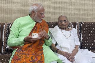 Narendra Modi met his mother Heeraben Modi at her Gandhinagar resident