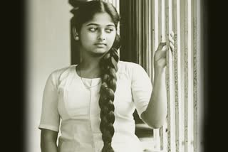 Monisha Unni death anniversary  Monisha Unni  മോനിഷയുടെ ഓര്‍മകളില്‍ മലയാള സിനിമ ലോകം  മോനിഷയുടെ ഓര്‍മകളില്‍ മലയാള സിനിമ  മോനിഷ  മോനിഷ ഉണ്ണി  മോനിഷ ഉണ്ണിയുടെ ഓര്‍മകള്‍ക്ക് 30 വയസ്സ്  മോനിഷ ഉണ്ണിയുടെ ഓര്‍മകള്‍  മോനിഷയെ തട്ടിയെടുത്തിട്ട് മൂന്ന് പതിറ്റാണ്ടുകള്‍  Monisha Unni 30th death anniversary  Monisha Unni Filmography  Monisha Unni debut movie  Monisha Unni personal life  Monisha Unni film career  Monisha Unni Tamil Telugu movies  Monisha Unni movies list  Monisha Unni death  Monisha Unni last movie