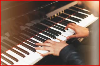 Practicing piano improves brain power, relieves depression
