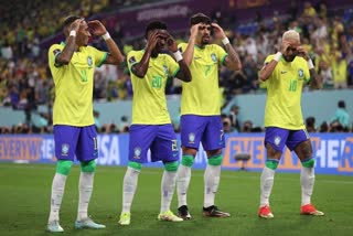 brazil-move-to-quarterfinals-thrash-south-korea