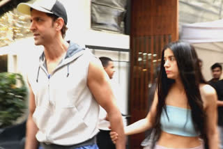 Hrithik Roshan and Saba Azad,Hrithik Roshan Relationship With Saba Azad,Saba Azad Relationship,Hrithik Roshan Relationship,Hrithik Roshan and Saba Azad Photos,ಹೃತಿಕ್ ರೋಷನ್ ಮತ್ತು ಸಬಾ ಆಜಾದ್,ಹೃತಿಕ್ ರೋಷನ್ ಮತ್ತು ಸಬಾ ಆಜಾದ್ ಫೋಟೋಗಳು,ಹೃತಿಕ್ ರೋಷನ್ ಗರ್ಲ್​ಫ್ರೆಂಡ್ ಫೋಟೋಗಳು,ಹೃತಿಕ್ ರೋಷನ್ ಫ್ಯಾಮಿಲಿ ಹಿನ್ನೆಲೆ,ಸಬಾ ಆಜಾದ್ ಫ್ಯಾಮಿಲಿ ಹಿನ್ನೆಲೆ