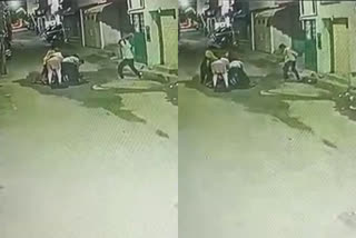 Man killed as gang smashes his head with bricks  Karnataka Man killed as gang smashes his head  Bengaluru man killed by six people with stones  man killed by six people in KP Agrahara  Gang killed man by hitting head with stones  Man killed in Karnataka  കർണാടകയിൽ യുവാവിനെ കൊലപ്പെടുത്തി  കെപി അഗ്രഹാര  യുവാവിനെ കല്ലുകൊണ്ട് തലയ്‌ക്കടിച്ച് കൊലപ്പെടുത്തി  ബംഗളൂരുവിൽ യുവാവിനെ ആറംഗ സംഘം കൊലപ്പെടുത്തി