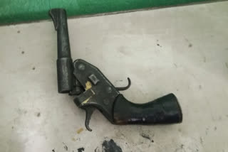 Pragya Kendra operator alone confronts gunman in Ranchi