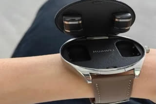 HUAWEI LANUCHED SMARTWATCH WITH EARBUD