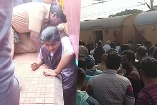 student stuck between the train and platform  Visakha Duvwada railway station  Sasikala from Annavara  latest news in andrapradesh  latest national news  latest news today  ട്രെയിനിനും പ്ലാറ്റ്ഫോമിനുമിടയില്‍ കുടുങ്ങി  രക്ഷപെടുത്തിയത് സാഹസികമായി  അന്നവര സ്വദേശിയായ ശശികല  ആന്ധ്രപ്രദേശ് ഏറ്റവും പുതിയ വാര്‍ത്ത  ഇന്നത്തെ പ്രധാന വാര്‍ത്ത  ഏറ്റവും പുതിയ ദേശീയ വാര്‍ത്ത