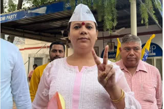 AAP FAMOUS TRANSGENDER CANDIDATE BOBBY KINNAR WINS FROM SULTANPURI A WARD