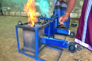 Namakkal  stove  new stove invented in Namakkal  new stove  நவீன காலத்துக்கு ஏற்ற அடுப்பு  நாமக்கலில் கண்டுபிடிப்பு  புதுமையான சமையல் அடுப்பு  அடுப்பு