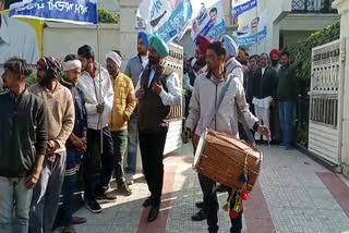 AAP victory in Delhi Municipal Corporation celebrating happily in Punjab