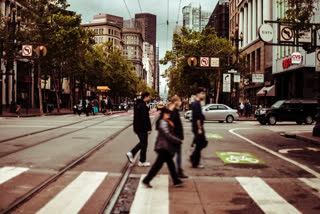 Pedestrians choose healthy obstacles over boring pavements: Research