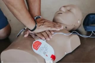 Teach CPR technique to school kids  KGMU doctor  Teach CPR technique  ഹൃദ്രോഗ അപകടം ചെറുക്കാന്‍ നല്‍കാം സിപിആര്‍  സിപിആര്‍  ഹൃദ്രോഗ അപകടം