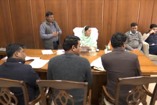 minister-of-state-kamlesh-dhanda-holds-meeting-with-officials-of-pwd-and-irrigation-department