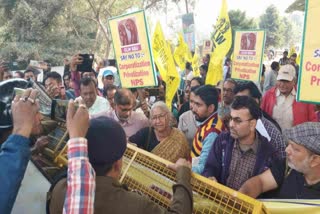 Medha Patkar hold Agitation in Asansol to show protest against decentralization of Chittaranjan Locomotive Works
