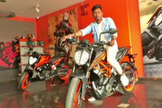 2 lakh dream bike