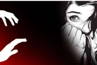 Minor girl sexually assaulted by a 19 yr old man  Raigad  maharashtra  അഞ്ച് വയസുകാരിയെ ലിഫ്റ്റിൽവച്ച് പീഡിപ്പിച്ചു  19കാരൻ പിടിയിൽ  മുഹമ്മദ് അക്തർ മത്തർ ഹുസൈൻ  റായ്‌ഗഡ്  മഹാരാഷ്‌ട്ര  sexually assault against children  sexually assaulting 5 year old girl